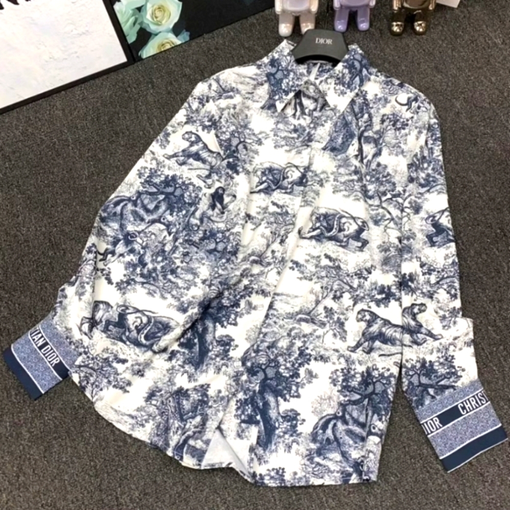 Stunning Top Print! (Unworn Gift)